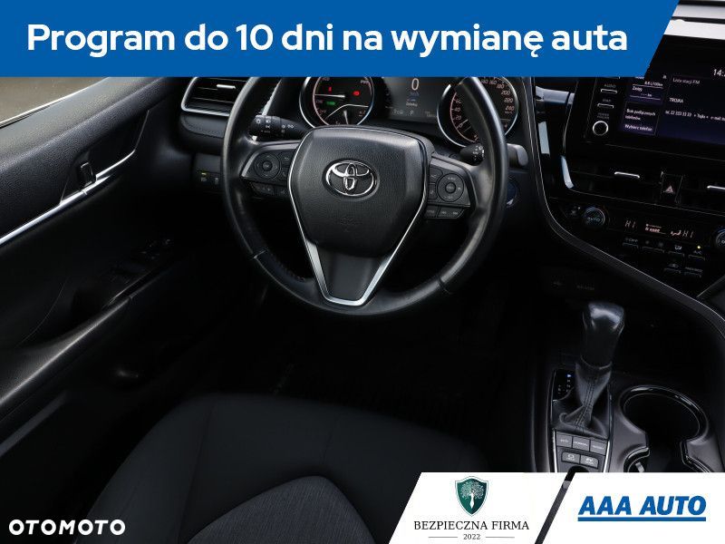 Toyota Camry - 9