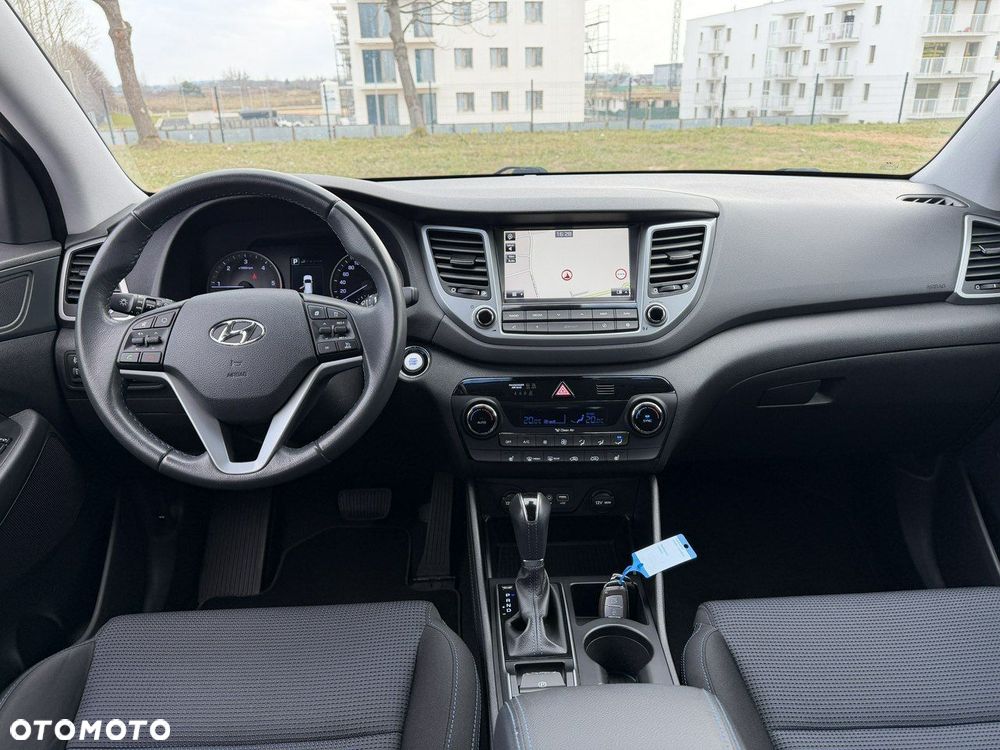 Hyundai Tucson blue 1.7 CRDi 2WD DCT Premium - 20