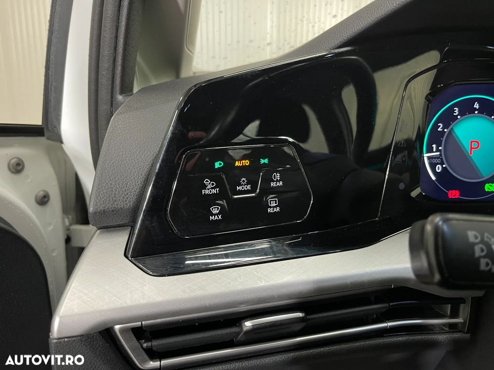 Volkswagen Golf 1.5 eTSI ACT DSG MHEV Life - 20