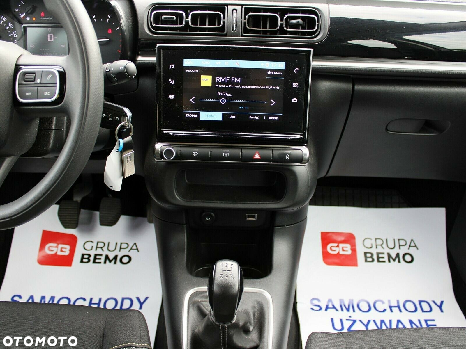Citroën C3 1.2 PureTech Shine - 18