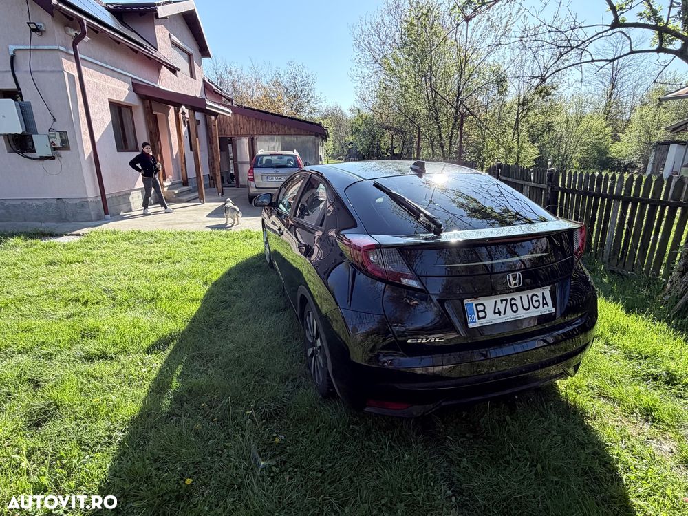 Honda Civic 1.8 i-VTEC MT Lifestyle - 3