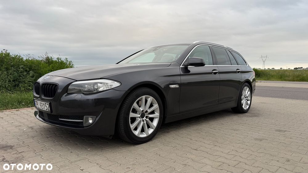 BMW Seria 5 525d - 4