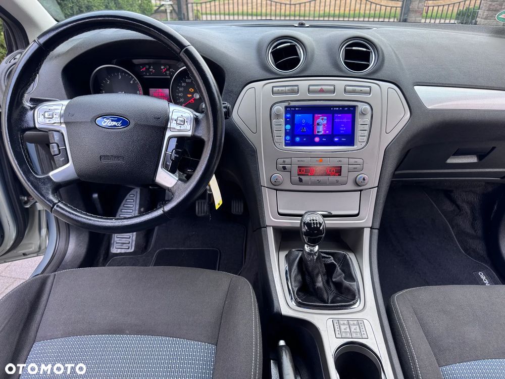 Ford Mondeo - 8