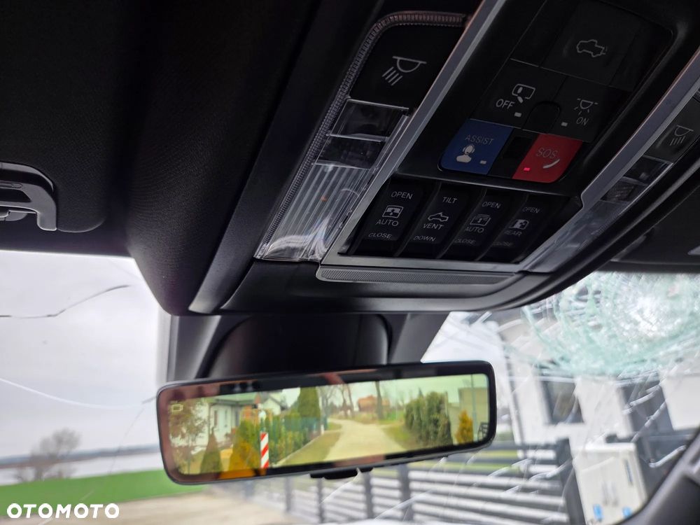 RAM 1500 Crew Cab Shortbed Limited - 33