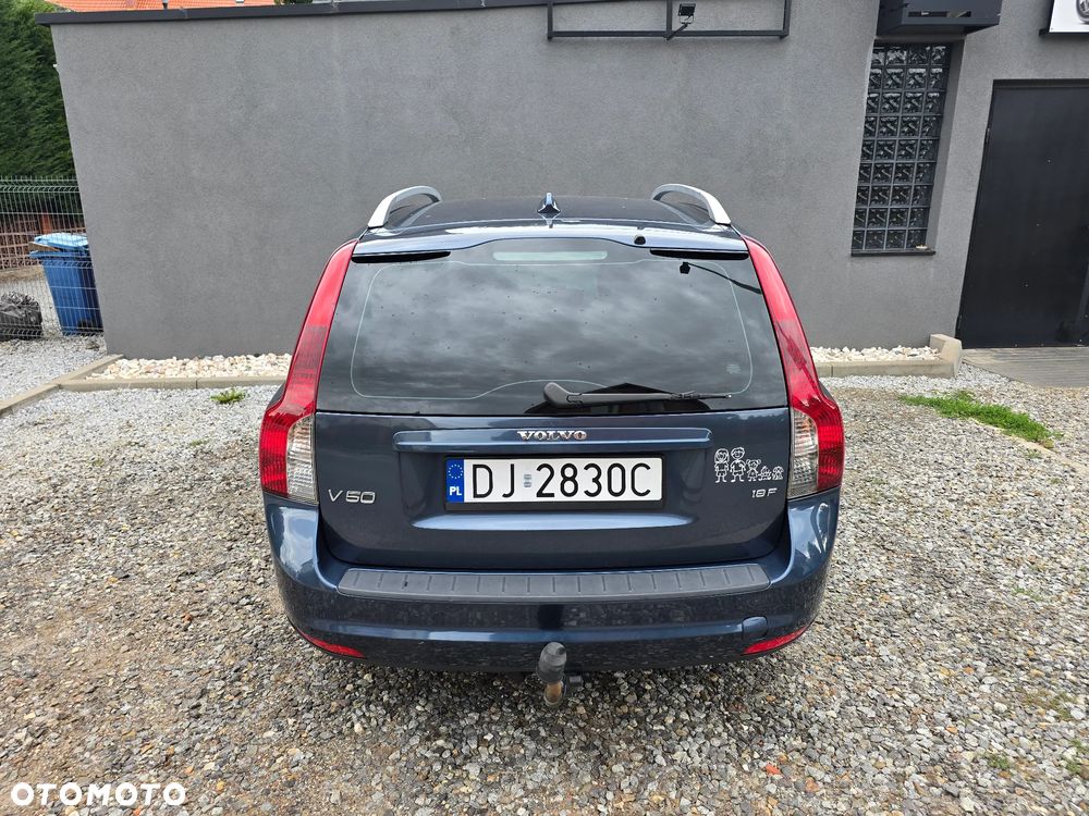 Volvo V50 1.8 Momentum - 5