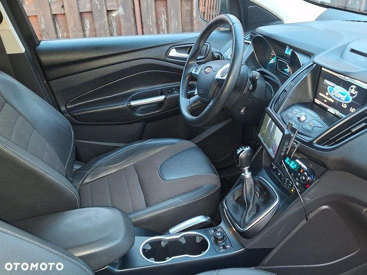 Ford Kuga 2.0 TDCi 4x4 Business Edition - 35