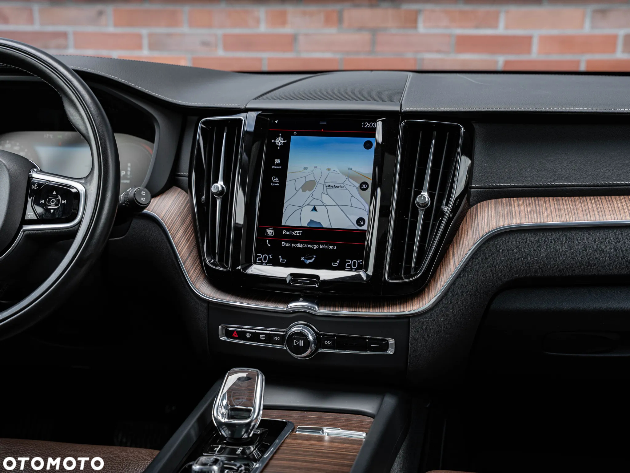 Volvo XC 60 T6 AWD Plug-In Hybrid Inscription - 33