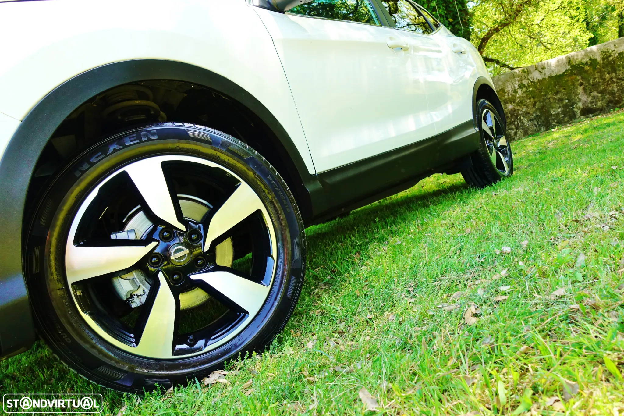 Nissan Qashqai 1.6 dCi N-Connecta 18 - 13