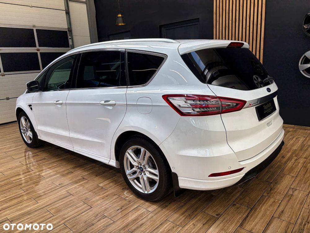 Ford S-Max 2.0 EcoBoost Titanium - 10