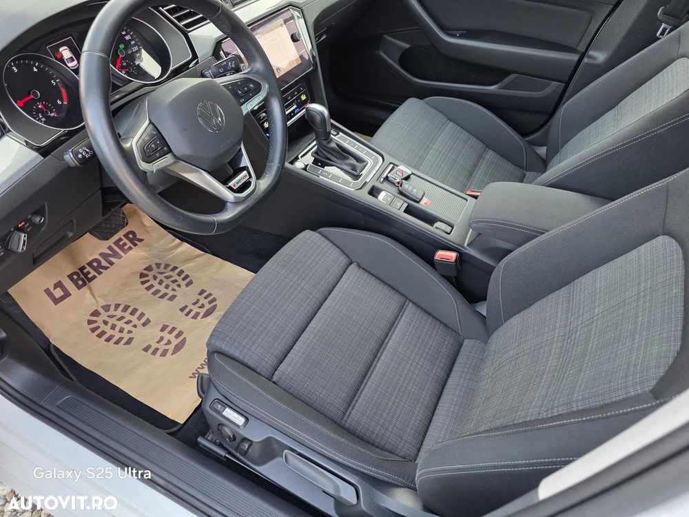 Volkswagen Passat 2.0 TDI SCR DSG 4Motion Business - 6