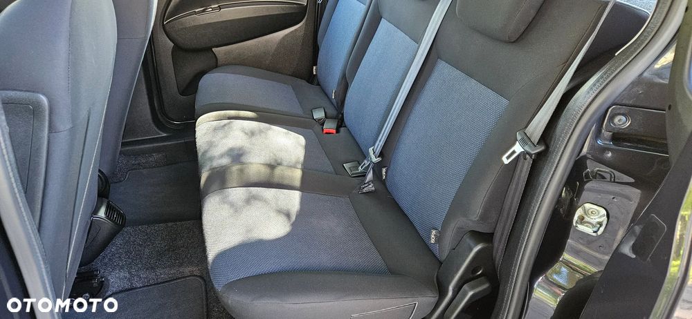 Opel Combo - 37