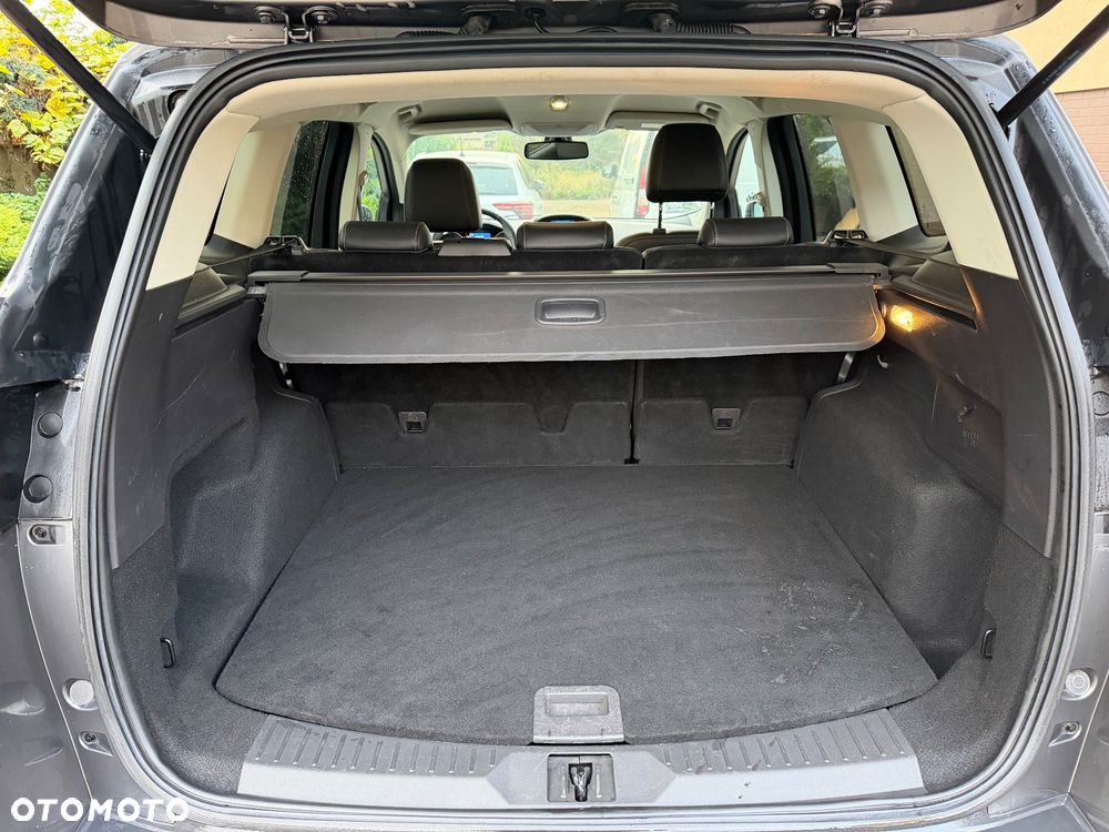 Ford Kuga - 6