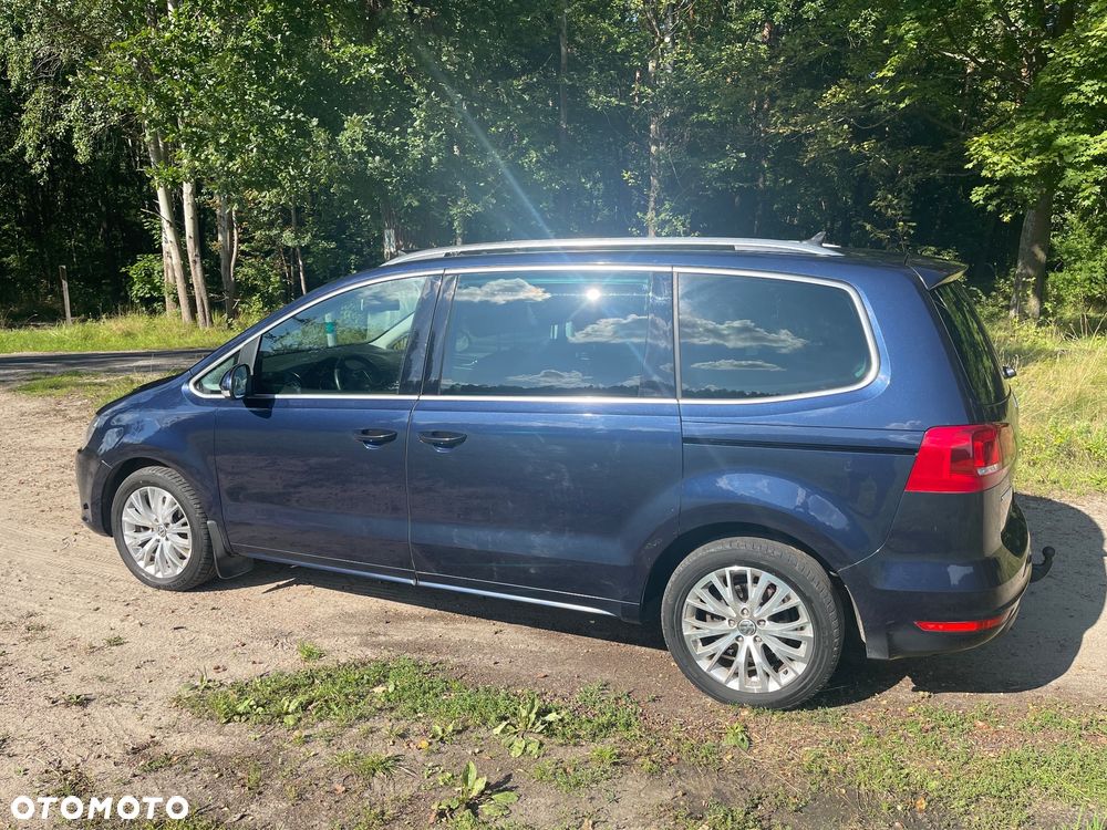 Volkswagen Sharan 2.0 TDI DSG Highline - 3