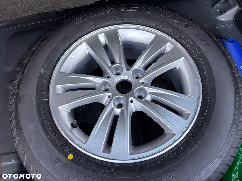 Hyundai Tucson 1.7 CRDI BlueDrive Style 2WD - 35