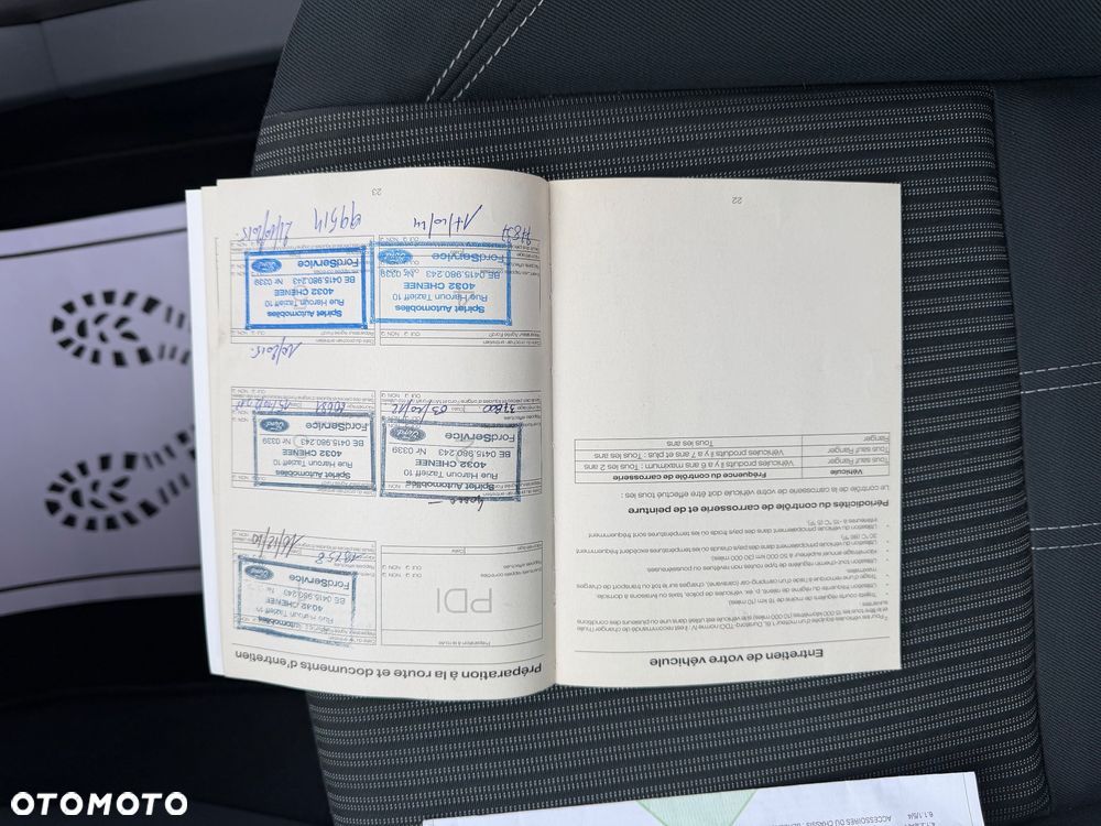 Ford C-MAX 1.6 TDCi Start-Stop-System Titanium - 24