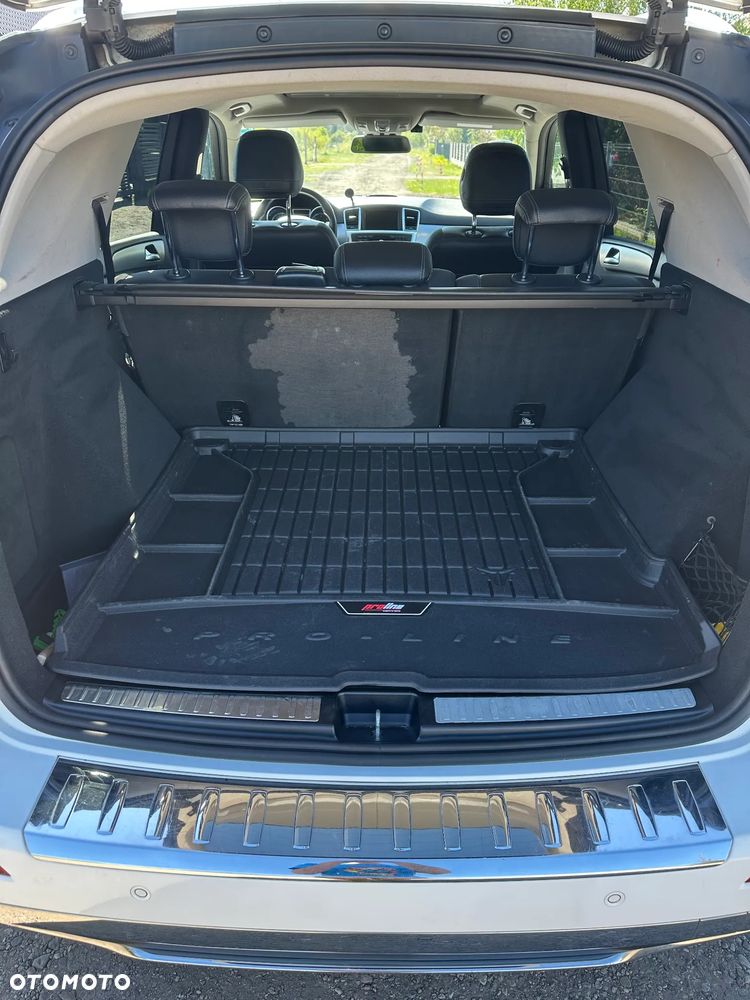 Mercedes-Benz ML 350 BlueTEC 4-Matic - 14