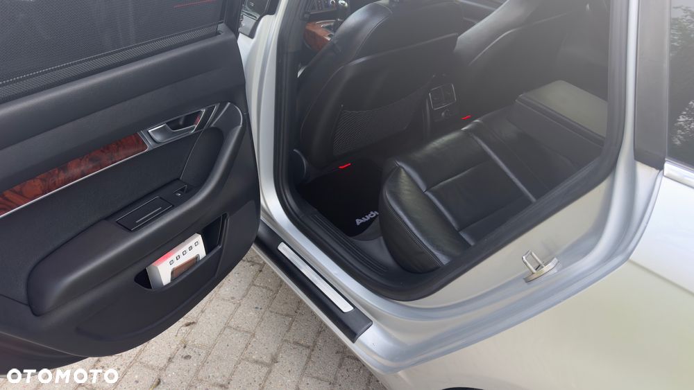 Audi A6 Avant - 33