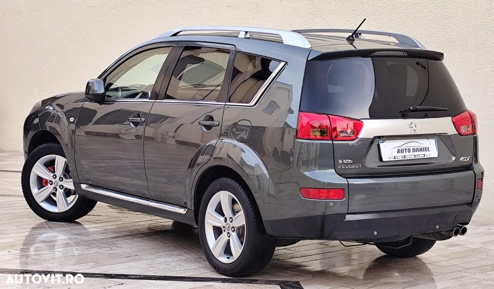 Peugeot 4007 - 4