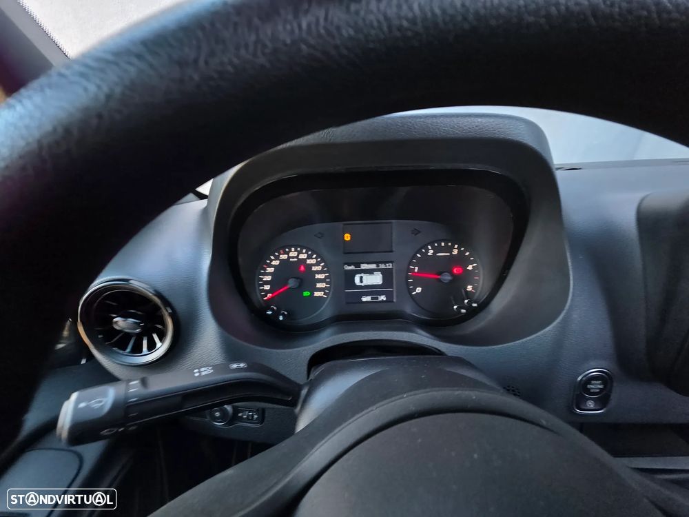 Mercedes-Benz Sprinter 315 CDI/43 Luxo (2+2+2+3) - 13