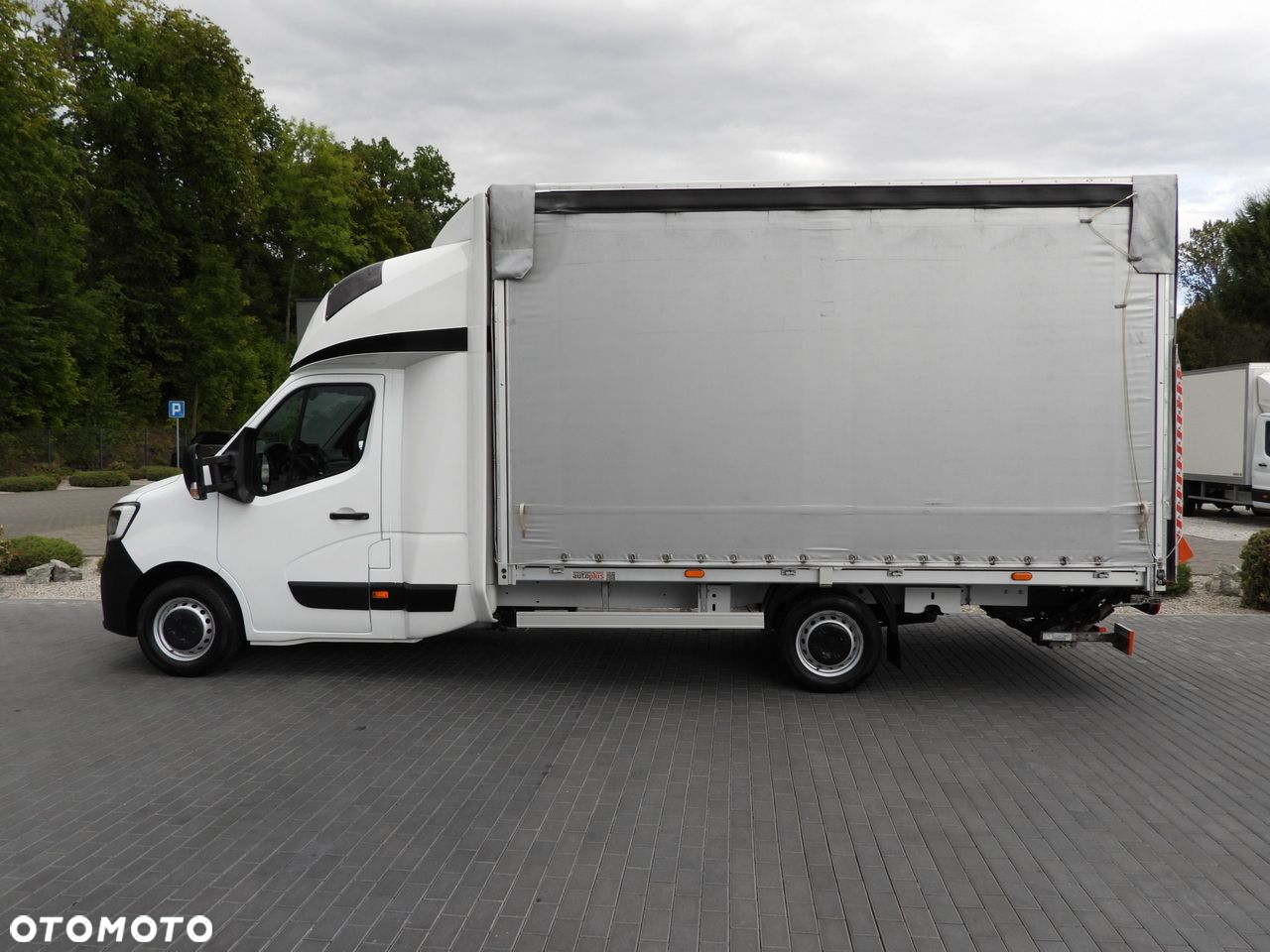 Renault MASTER PLANDEKA WINDA 10 PALET WEBASTO TEMPOMAT LEDY KLIMATYZACJA  165KM - 10