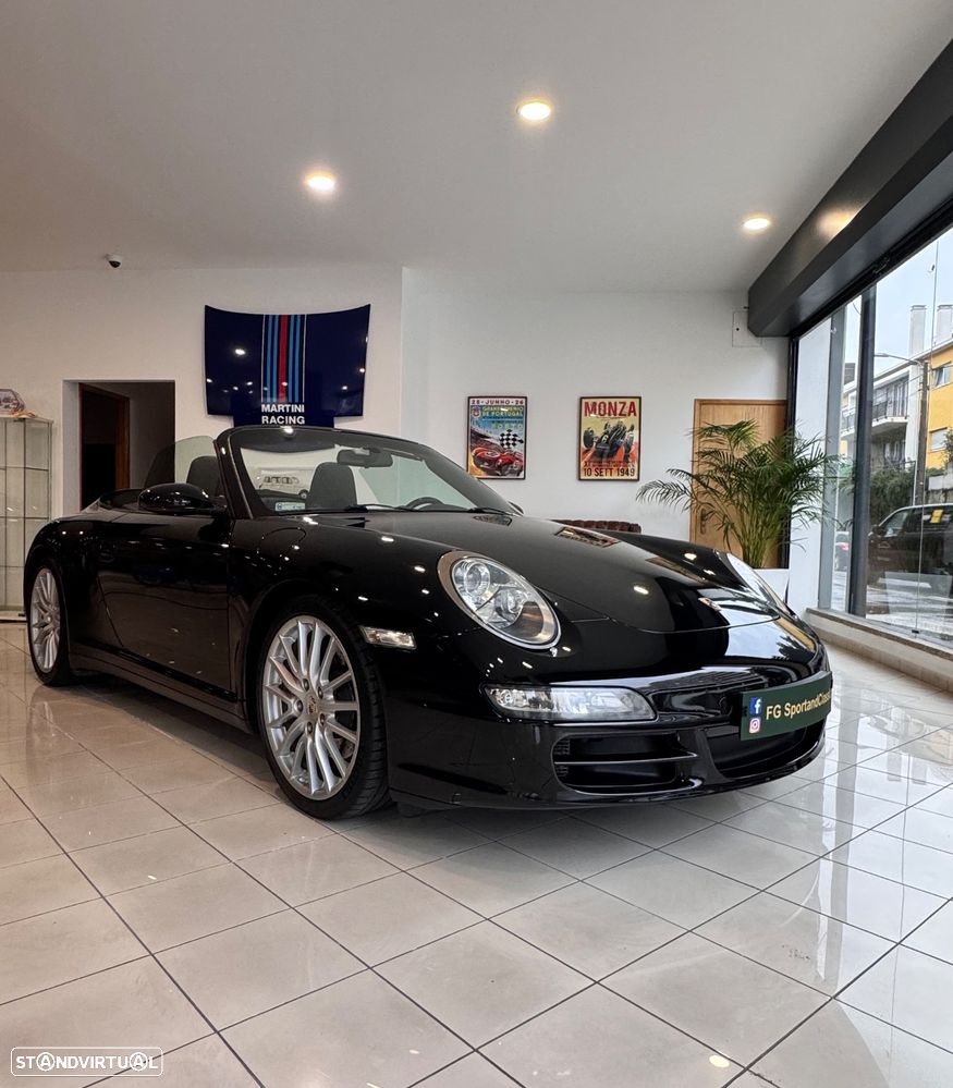 Porsche 911 (997) Carrera 4 S Cabriolet - 1