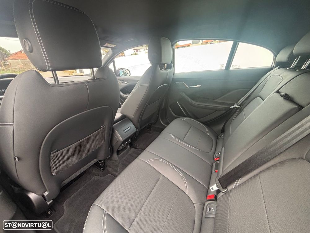 Jaguar I-Pace EV400 R-Dynamic HSE AWD - 16