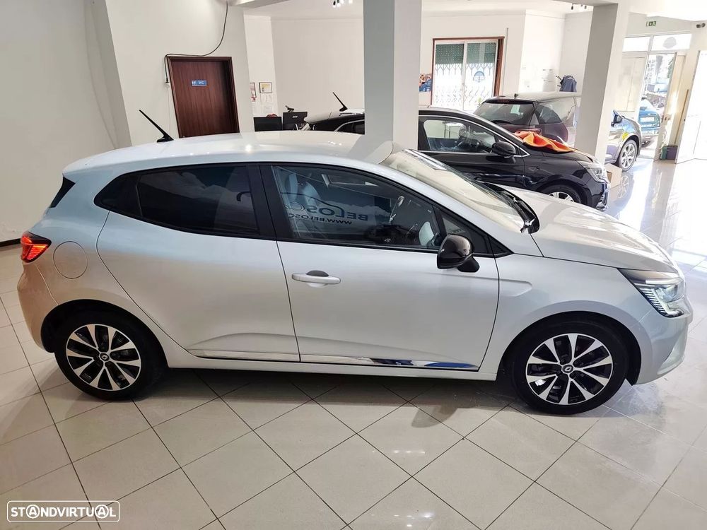 Renault Clio 1.0 TCe Intens — fotografia 10