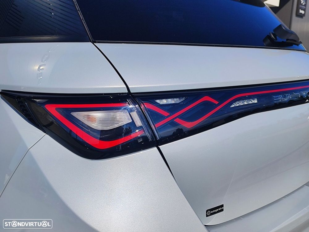 BYD Dolphin 60.4 kWh Design - 9