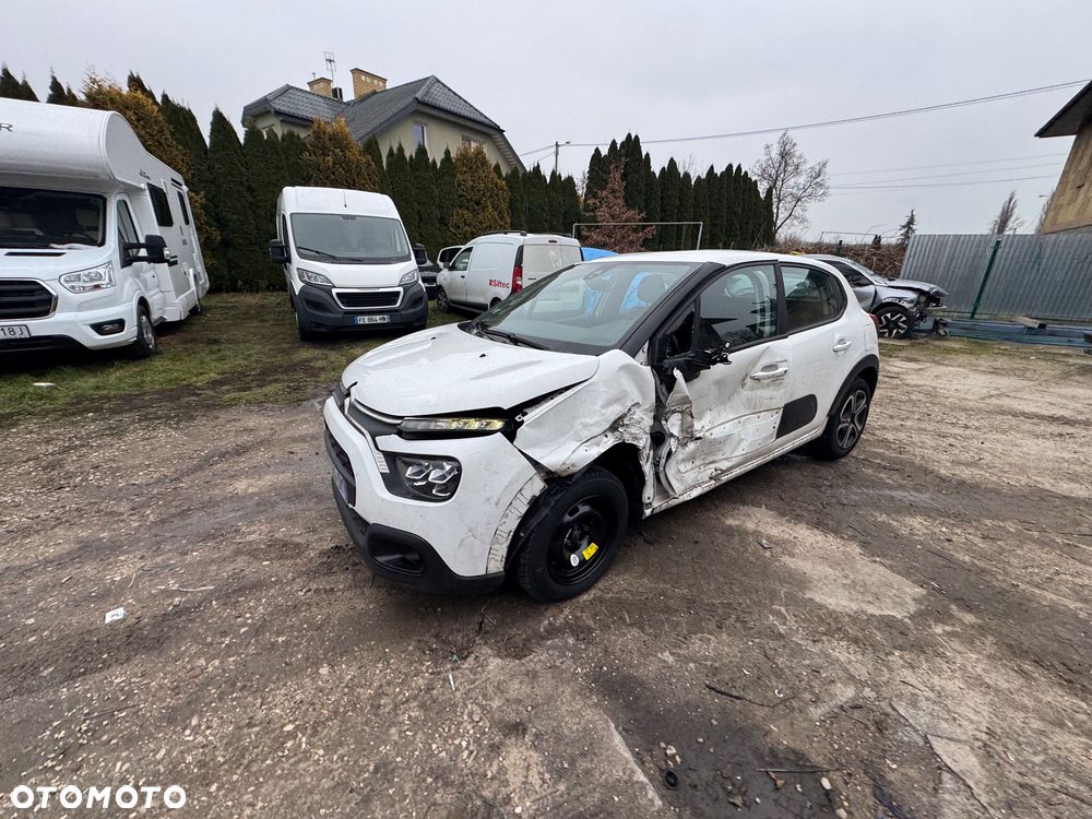 Citroën C3 Pure Tech 110 S&S EAT6 SHINE - 11