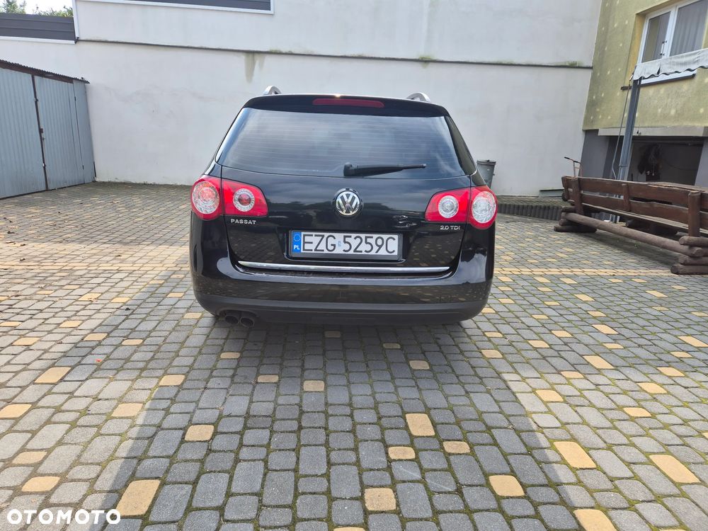 Volkswagen Passat Variant 2.0 TDI SCR (BlueMotion Technology) Comfortline - 5
