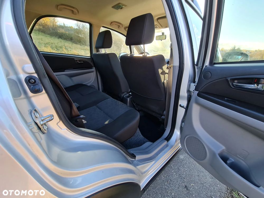 Suzuki SX4 - 13