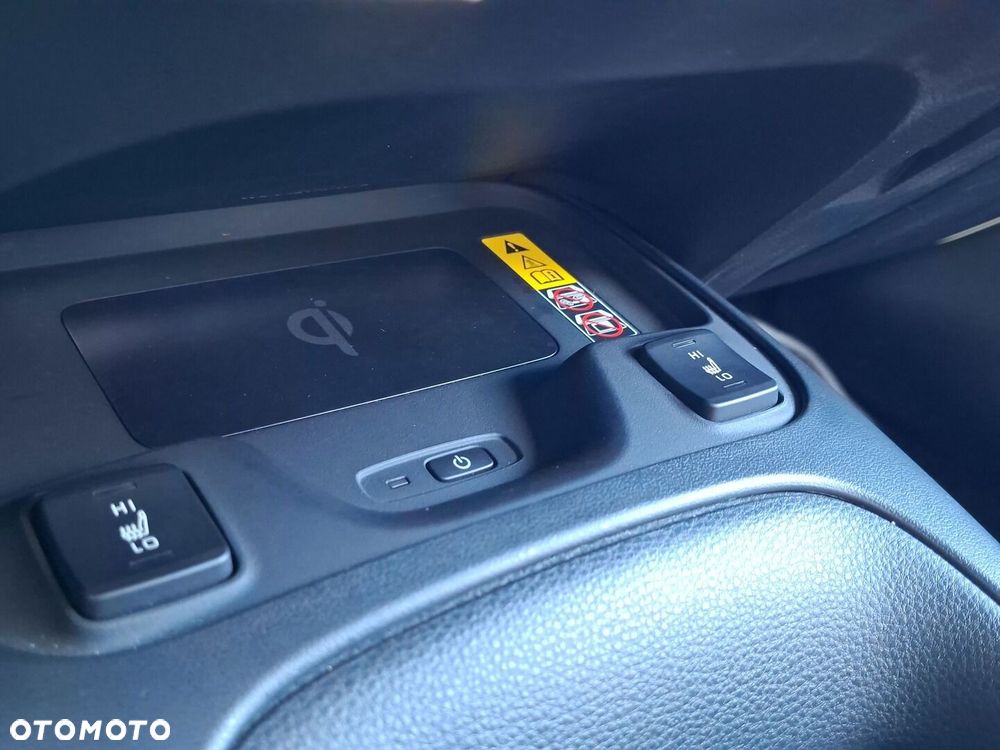 Toyota Corolla 1.8 Hybrid Style - 29