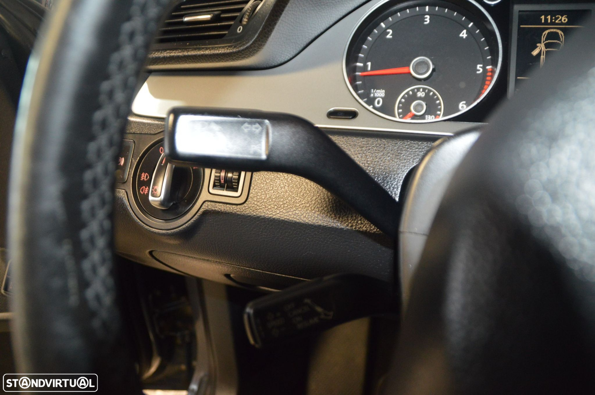 VW Passat CC 2.0 TDi BlueMotion - 31