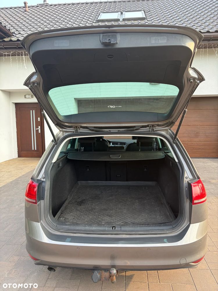 Volkswagen Golf 1.2 TSI BMT Comfortline - 4