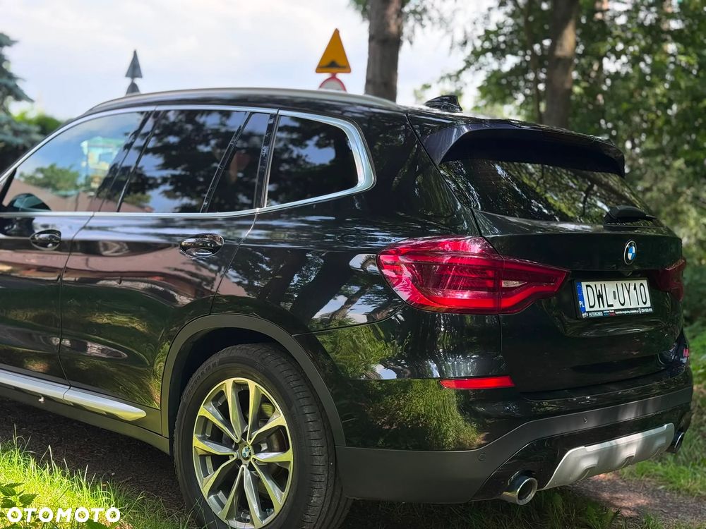BMW X3 xDrive30i Advantage sport - 11