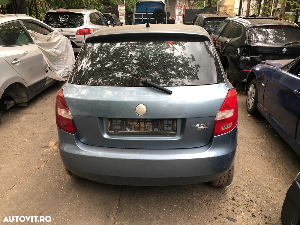 Haion cu luneta Skoda Fabia 2 bleo gri 2008 - 1