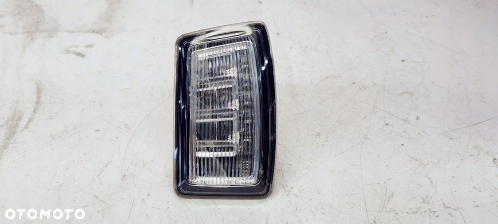 LAMPA PRAWY TYŁ POD KLAPĘ AUDI A1 8X0945096 - 1