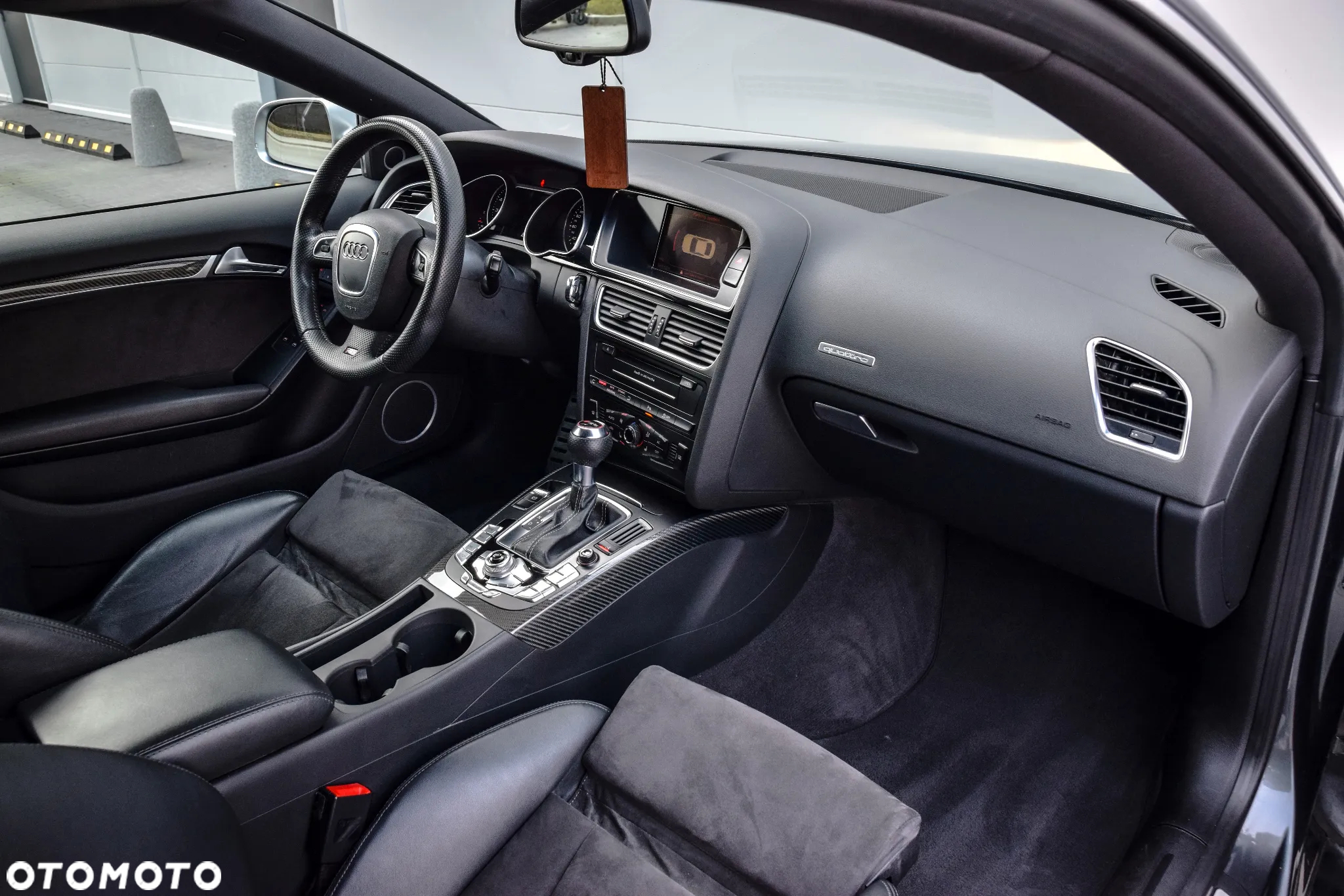 Audi RS5 S tronic - 18