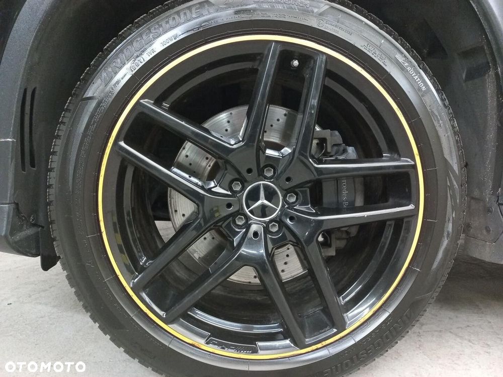 Mercedes-Benz GLE - 22