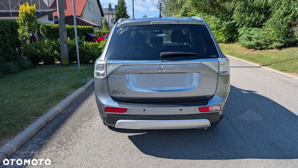 Mitsubishi Outlander 2.0 Intense + 4WD CVT - 6