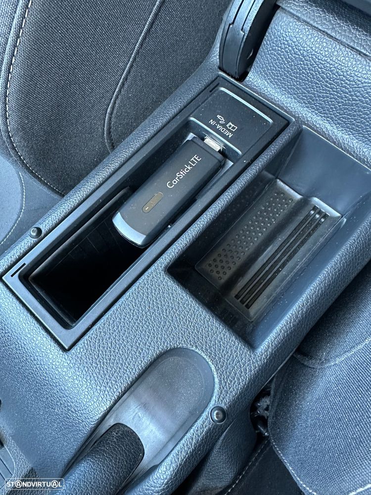 VW Scirocco 2.0 TDI Sport - 9