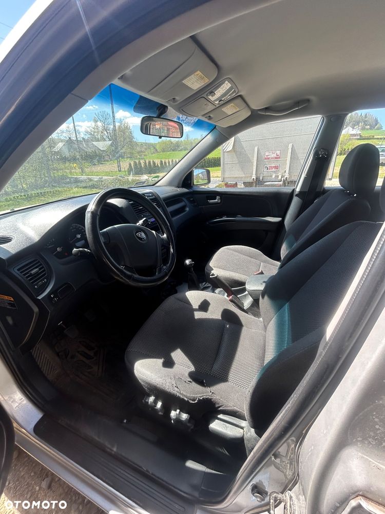 Kia Sportage 2.0 Tour - 3