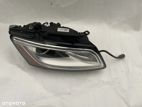 Audi Q5 8R Lift reflektor xenon prawy nieskrętny USA 8R0941006E
