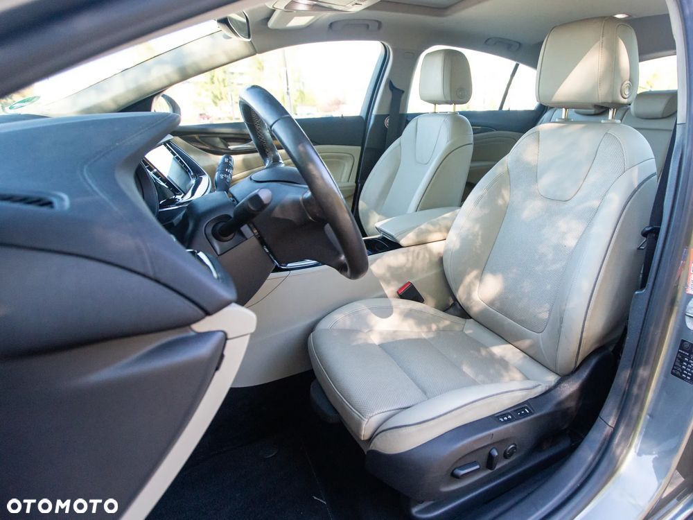 Opel Insignia 2.0 BiTrb D 4x4 Automatik Exclusive - 24