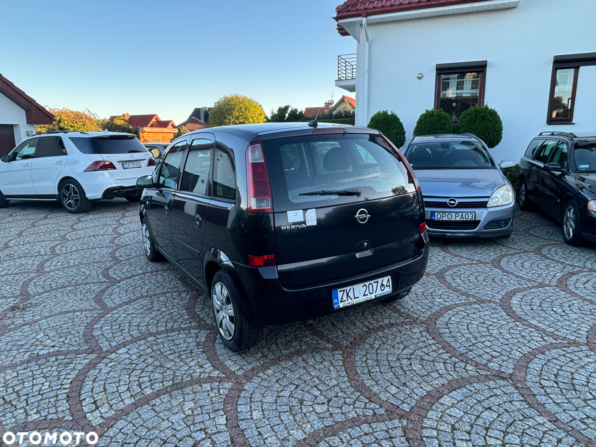 Opel Meriva 1.7 CDTI (Essentia) - 4