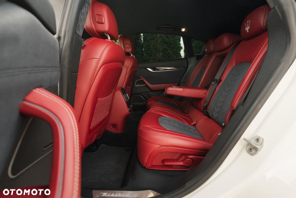 Maserati Levante S - 14