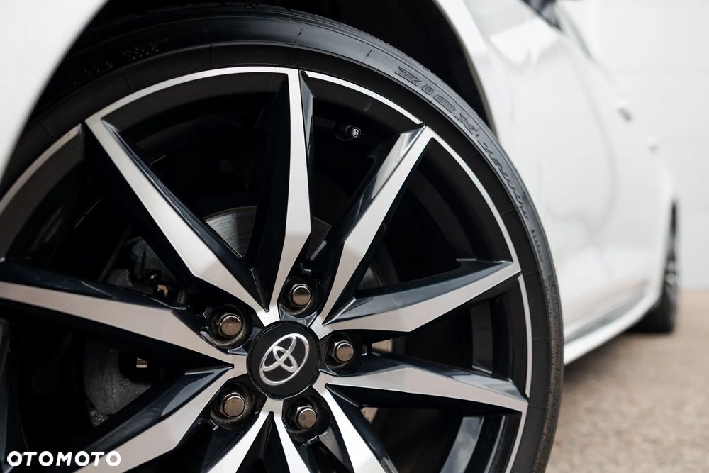 Toyota Corolla 1.8 Hybrid GR Sport - 7