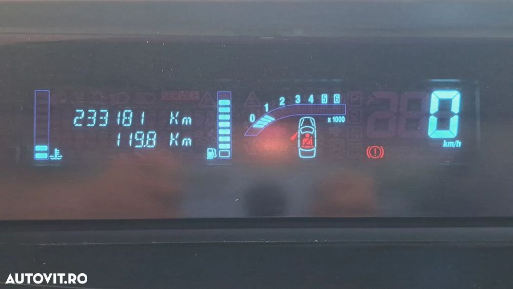 Renault Espace 2.0 dCi Expression - 8