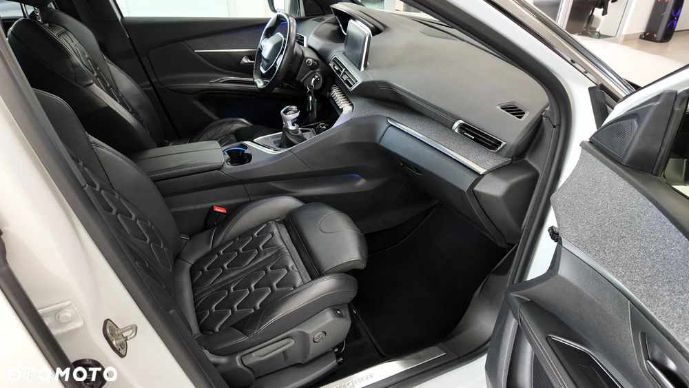 Peugeot 5008 2.0 BlueHDi Allure 7os - 16