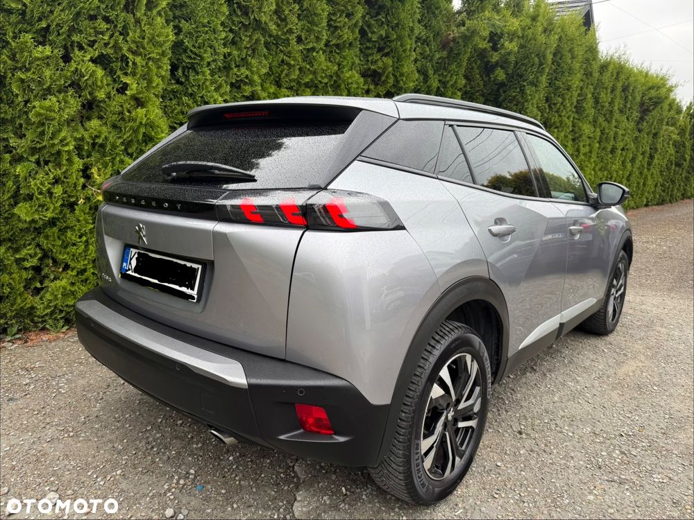 Peugeot 2008 BlueHDi 130 Allure S&S EAT8 - 24